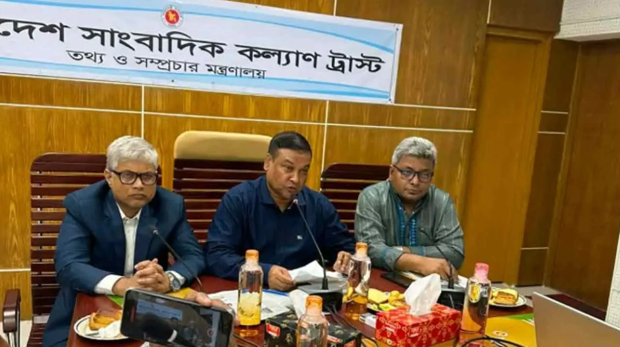 বস্তুনিষ্ঠ সাংবাদিকতার সংকট উত্তরণে সম্মিলিত প্রচেষ্টার আহ্বান বিএফইউজে মহাসচিবের