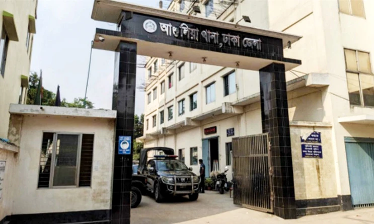 আশুলিয়ায় ১৬ বছরের কিশোরীকে সংঘবদ্ধ ধর্ষণ