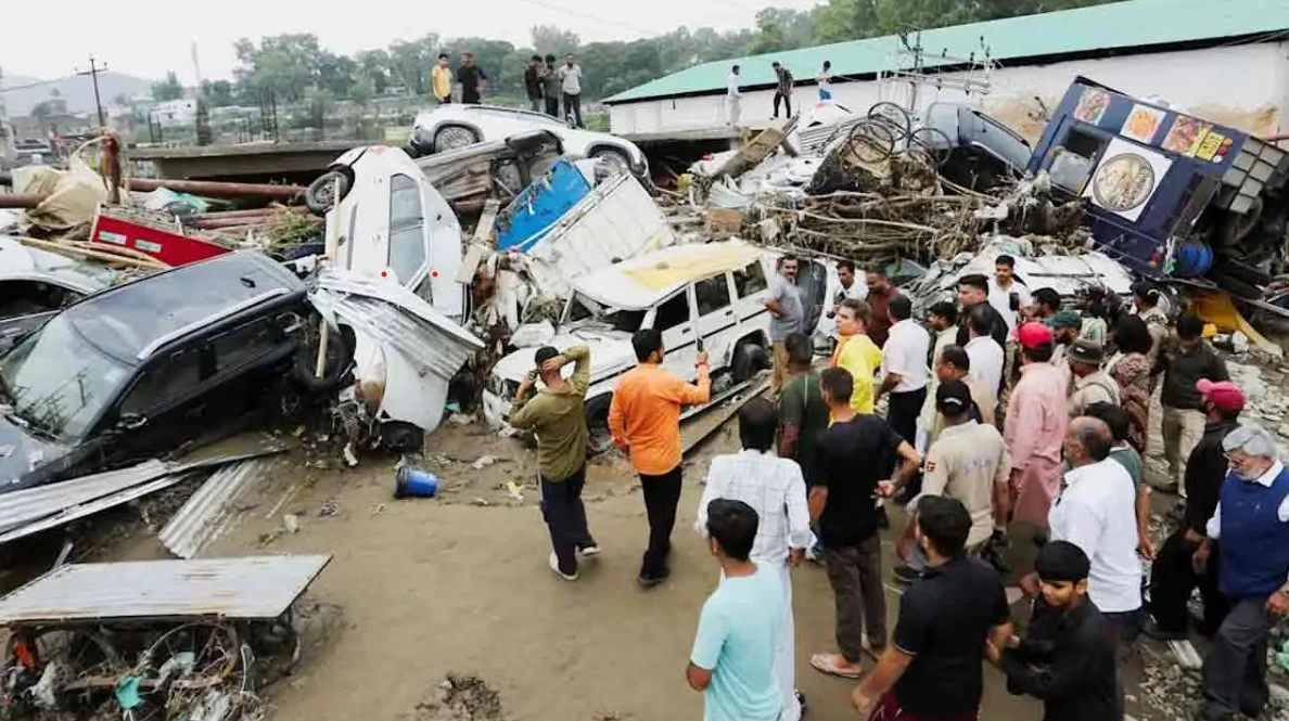 ভারতে ভারী বর্ষণে বন্যা-ভূমিধস, প্রাণ গেল অন্তত ১৯ জনের