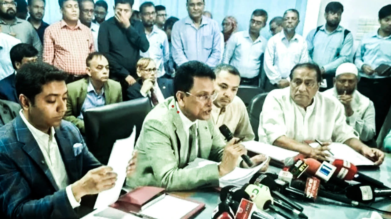 এইচএসসি পরীক্ষার সিদ্ধান্ত আবহাওয়া দেখে নেওয়া হবে: শিক্ষামন্ত্রী