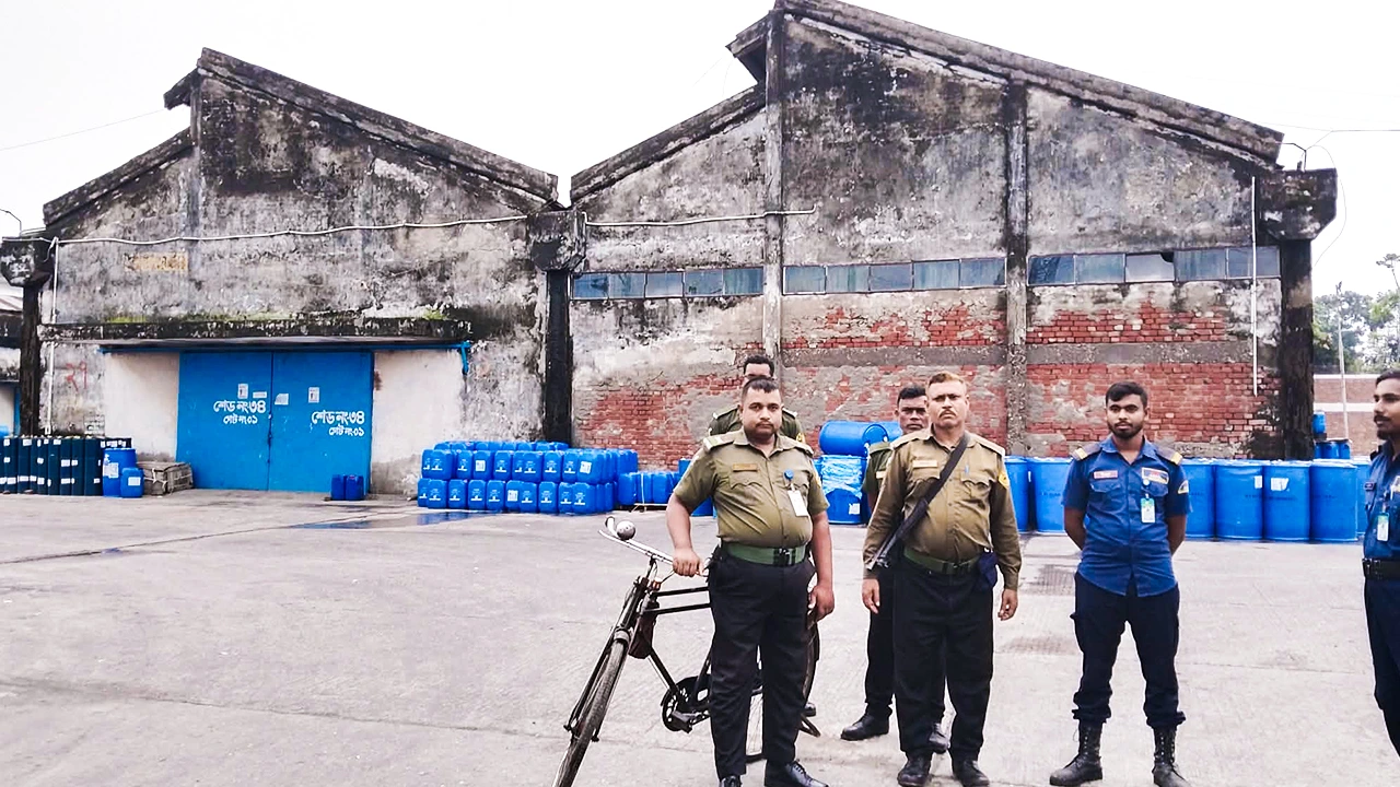 বেনাপোল বন্দরে ৩,৬৭৫ কেজি ভায়াগ্রা জব্দ: পাচারের শঙ্কায় কঠোর নিরাপত্তা